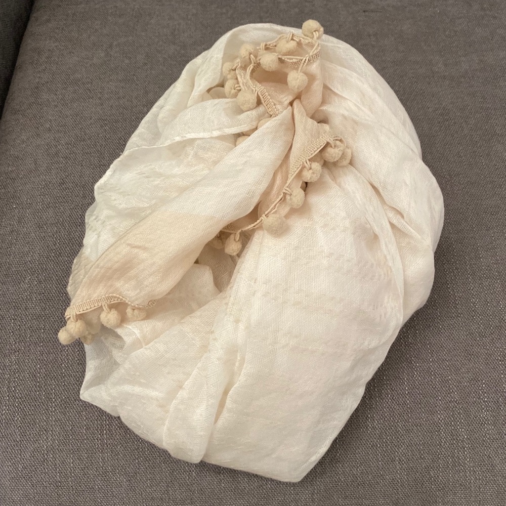 Ann Taylor Tan And White Pom Pom Scarf